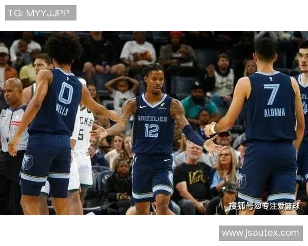 莫兰特交易风暴！雄鹿或组“现代OK组合”，杜兰特怒斥“作弊”，联盟格局生变！